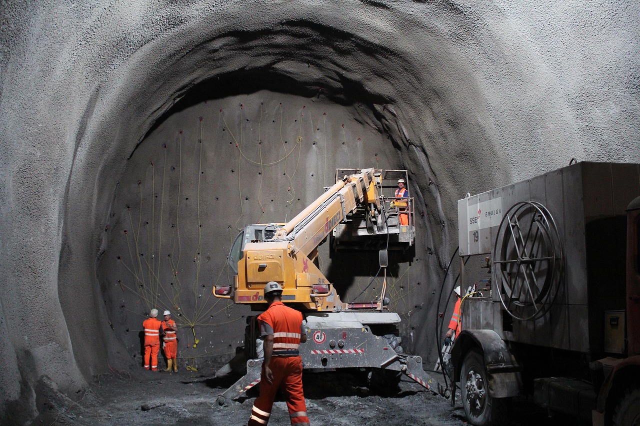 tunnel, bust, construction site, construction worker, demolition, construction crane, underground, construction work, work, excavator, concrete, shotcrete, major construction site, destruction, tear off, cancellation, collapse, workers, warning clothing, people, building, tunnel, construction site, construction site, construction site, construction site, construction site, construction worker, construction worker, workers